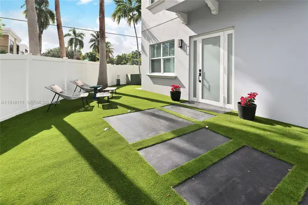 601 NE 11th Ave, Fort Lauderdale, FL 33304