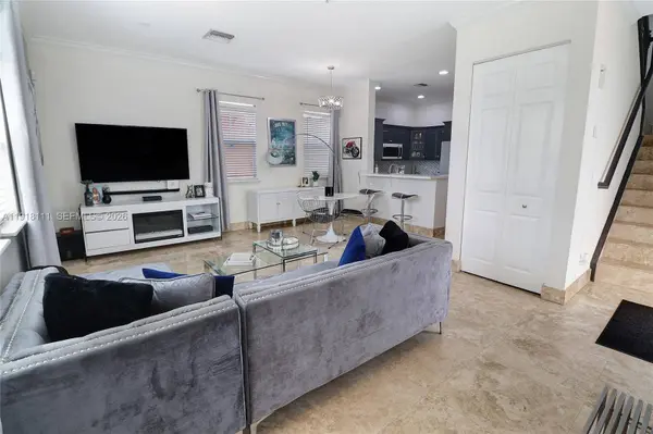 601 NE 11th Ave, Fort Lauderdale, FL 33304