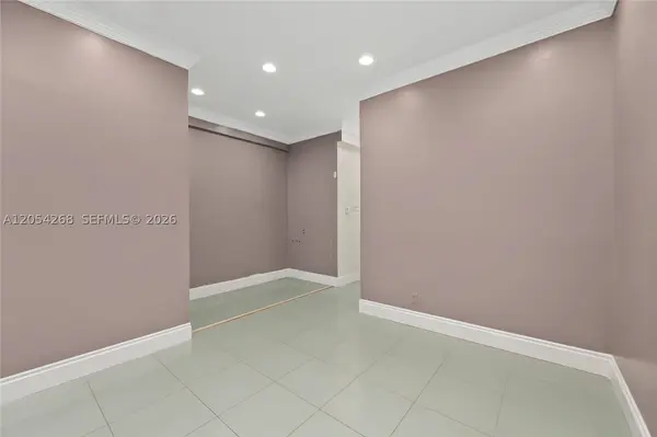 3313 NE 32nd St, Fort Lauderdale, FL 33308