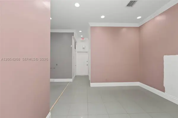 3313 NE 32nd St, Fort Lauderdale, FL 33308