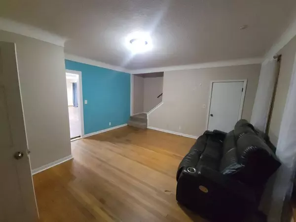 302 3rd ST W, Hastings, MN 55033