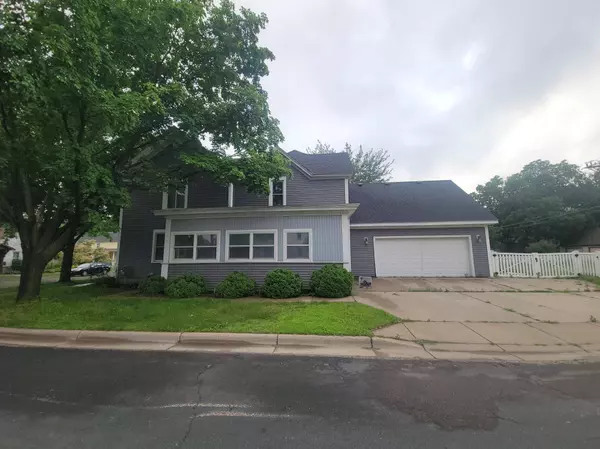 302 3rd ST W, Hastings, MN 55033