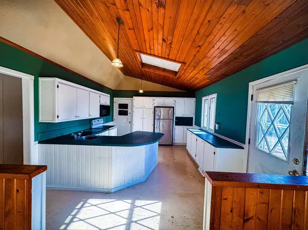 2284 15th ST, Johnstown Twp, WI 54826