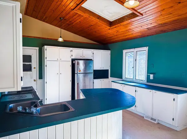 2284 15th ST, Johnstown Twp, WI 54826