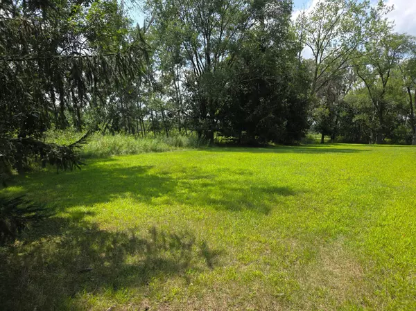 57xx Hodgson RD, Shoreview, MN 55126