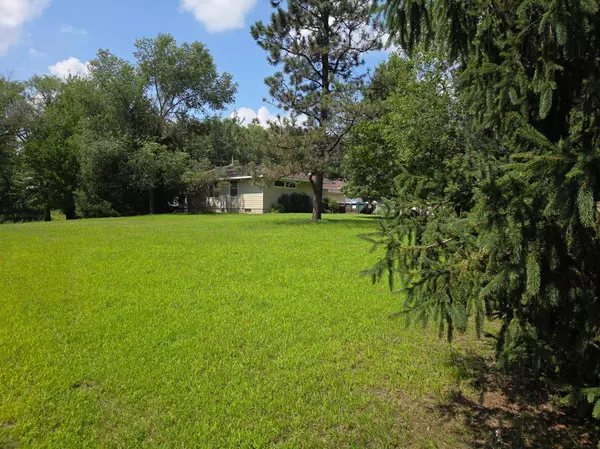 57xx Hodgson RD, Shoreview, MN 55126