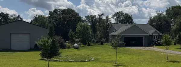 7320 289th LN NW, Spencer Brook Twp, MN 55371