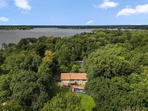 75 Birch Bluff RD, Tonka Bay, MN 55331