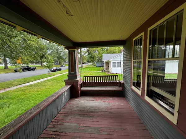 221 N Dallas ST, River Falls, WI 54022