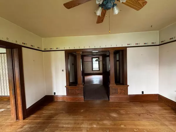 221 N Dallas ST, River Falls, WI 54022