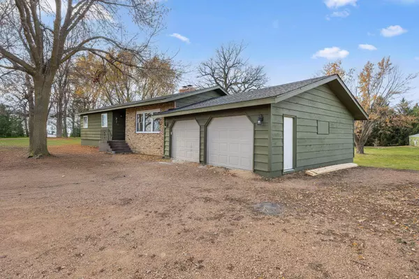 3378 230th ST, Winsted Twp, MN 55395