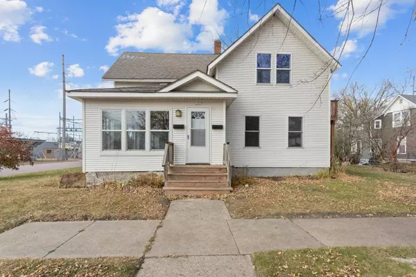 1207 Desoto AVE N, Glencoe, MN 55336