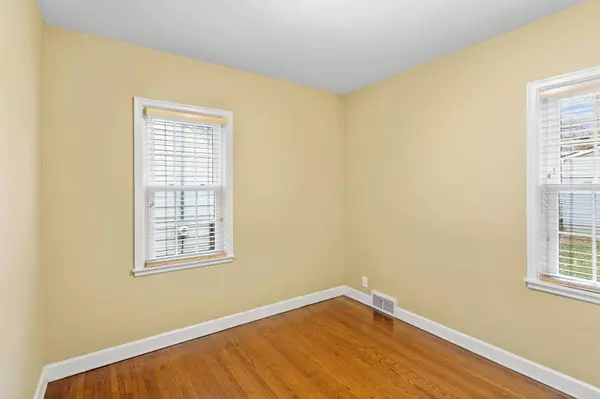 3314 Washburn AVE N, Minneapolis, MN 55412