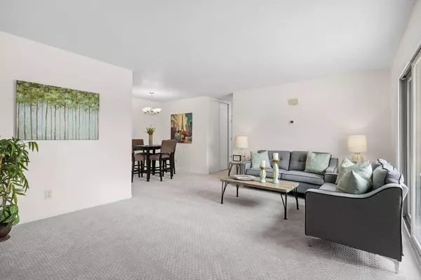 6317 83rd CT N, Brooklyn Park, MN 55445