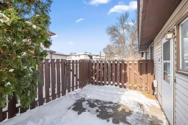 6317 83rd CT N, Brooklyn Park, MN 55445