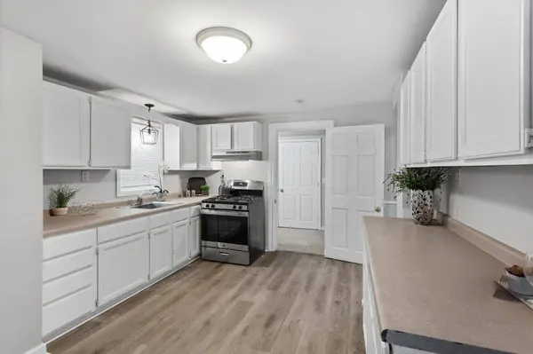 180 Wyoming ST E, Saint Paul, MN 55107