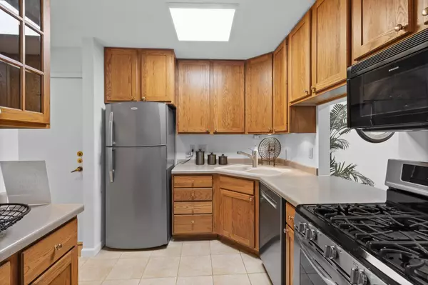 7500 Cahill RD #103C, Edina, MN 55439