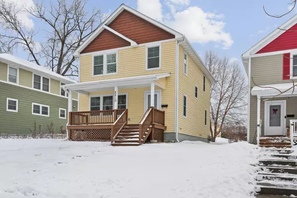 2210 Irving AVE N, Minneapolis, MN 55411