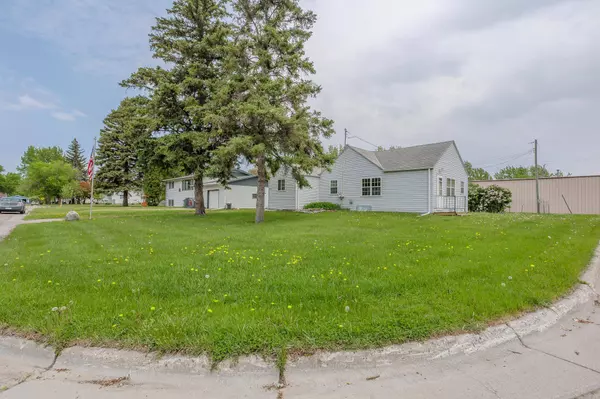 607 Saint Johns AVE, Red Lake Falls, MN 56750