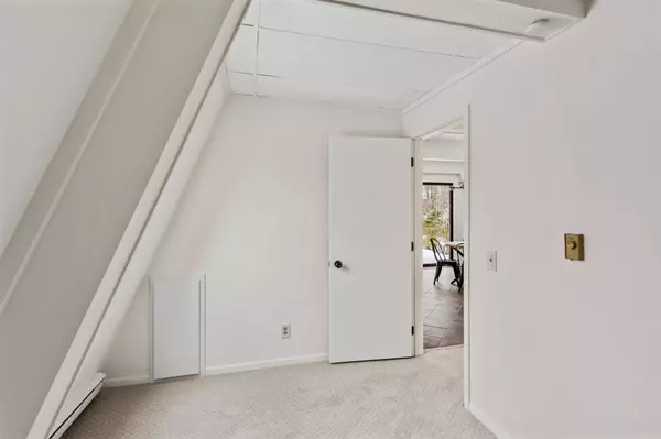 133 Glen LN, River Falls, WI 54022