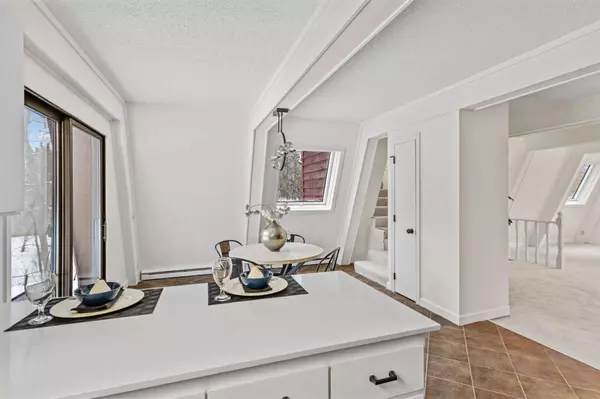 133 Glen LN, River Falls, WI 54022