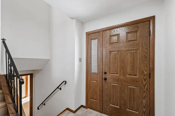 2200 74th AVE N, Minneapolis, MN 55444