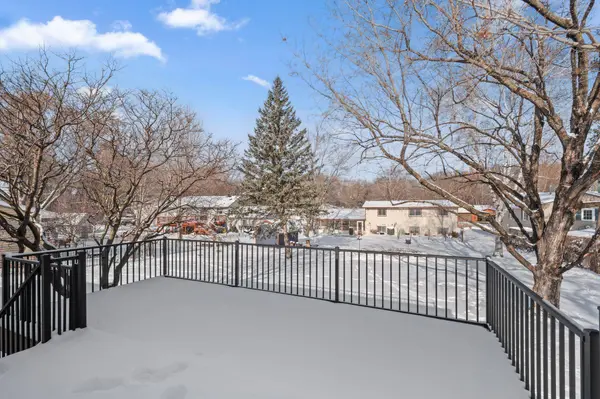 2200 74th AVE N, Minneapolis, MN 55444