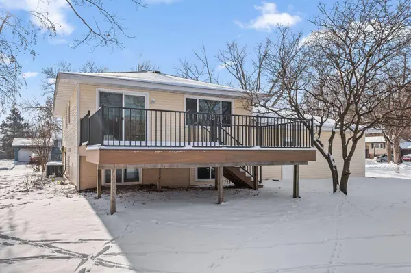 2200 74th AVE N, Minneapolis, MN 55444