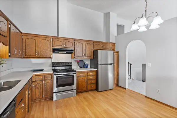 2765 21st ST NW, Saint Paul, MN 55112