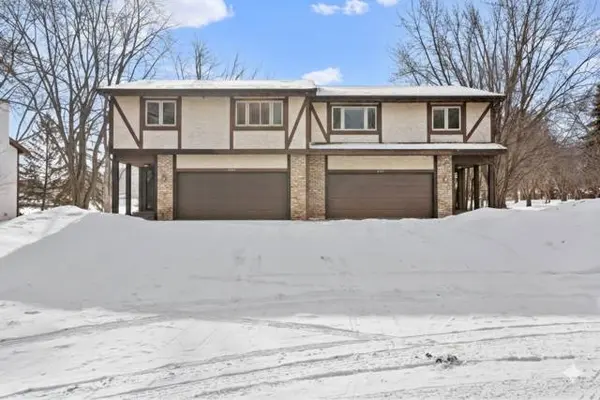 2765 21st ST NW, Saint Paul, MN 55112