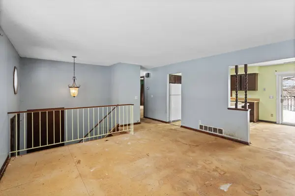 3001 W 88th ST, Minneapolis, MN 55431