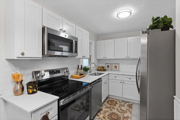 2138 3rd ST E, Saint Paul, MN 55119