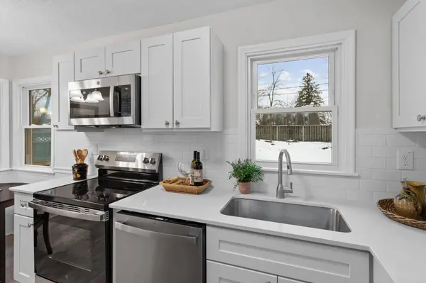 2138 3rd ST E, Saint Paul, MN 55119