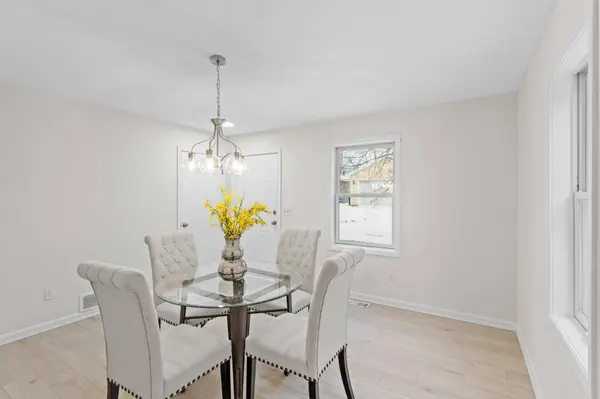 2210 Irving AVE N, Minneapolis, MN 55411