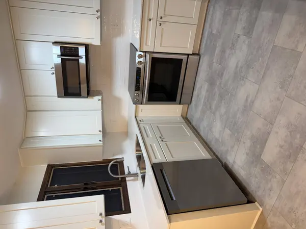 1547 20th AVE NW, Saint Paul, MN 55112