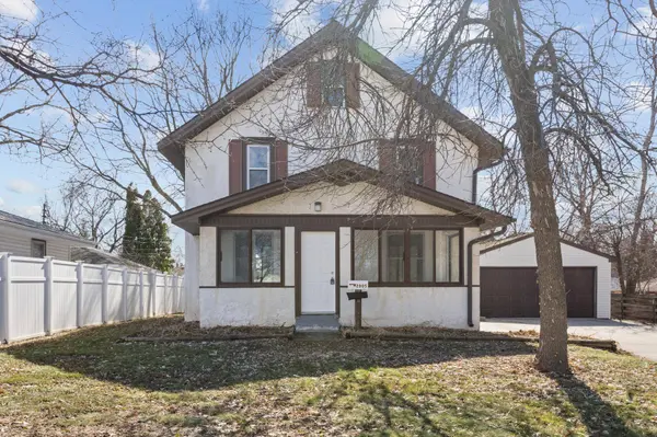 2805 W 76th ST, Minneapolis, MN 55423