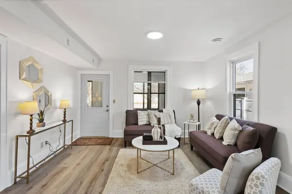 2805 W 76th ST, Minneapolis, MN 55423