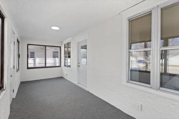 2805 W 76th ST, Minneapolis, MN 55423