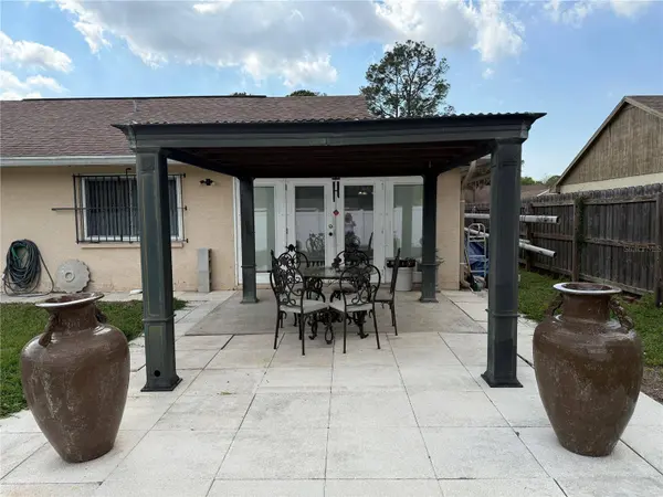 15709 CRYING WIND DR, Tampa, FL 33624