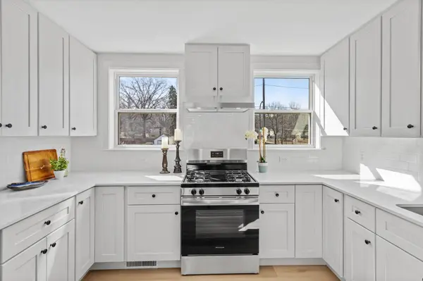 582 York AVE, Saint Paul, MN 55130