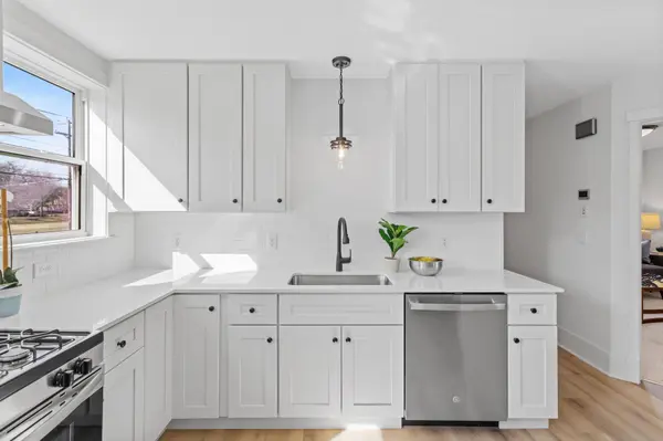 582 York AVE, Saint Paul, MN 55130