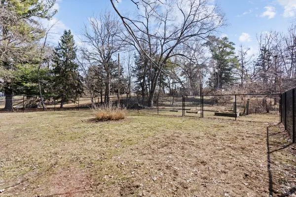 4921 Mayview RD, Minnetonka, MN 55345