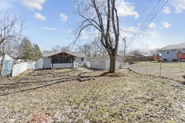 6109 Sumter AVE N, Minneapolis, MN 55428