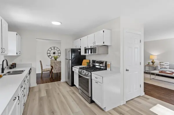 6109 Sumter AVE N, Minneapolis, MN 55428