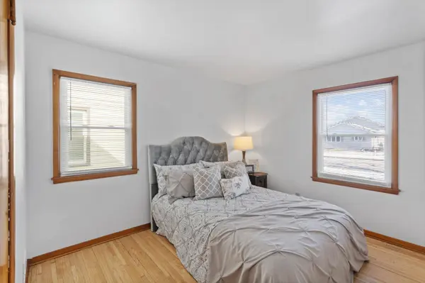 3747 Major AVE N, Minneapolis, MN 55422