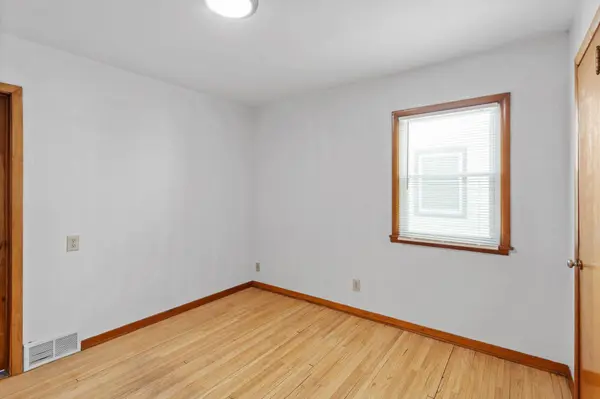 3747 Major AVE N, Minneapolis, MN 55422