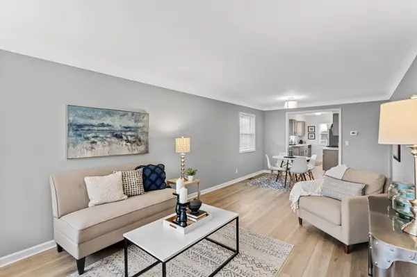 5736 40th AVE S, Minneapolis, MN 55417