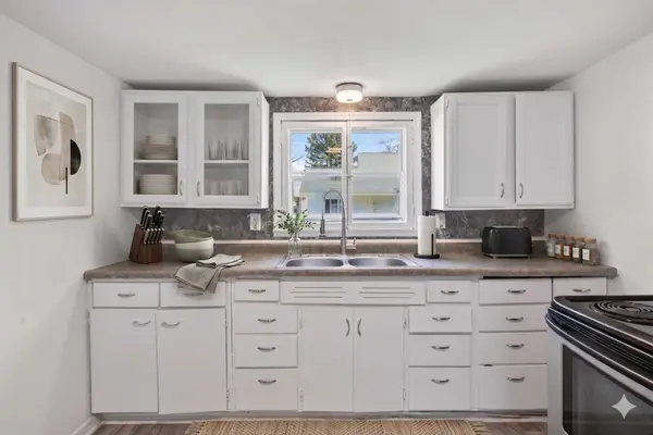 231 4th AVE, Clear Lake, WI 54005