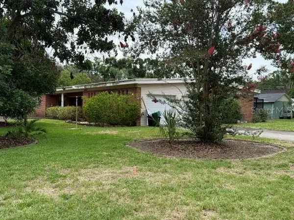 605 COURTNEY DR, Tampa, FL 33617