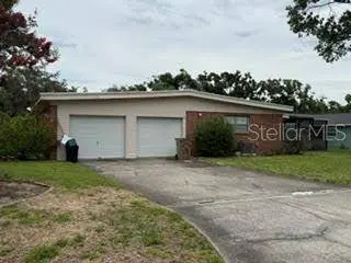 605 COURTNEY DR, Tampa, FL 33617